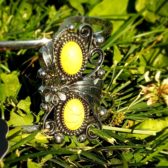 Yellow and silver scroll double cuff bracelet - Picture 1 of 4